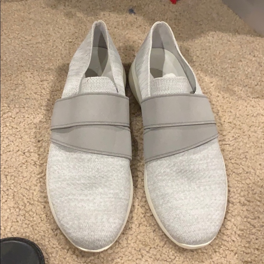 Vince sneakers